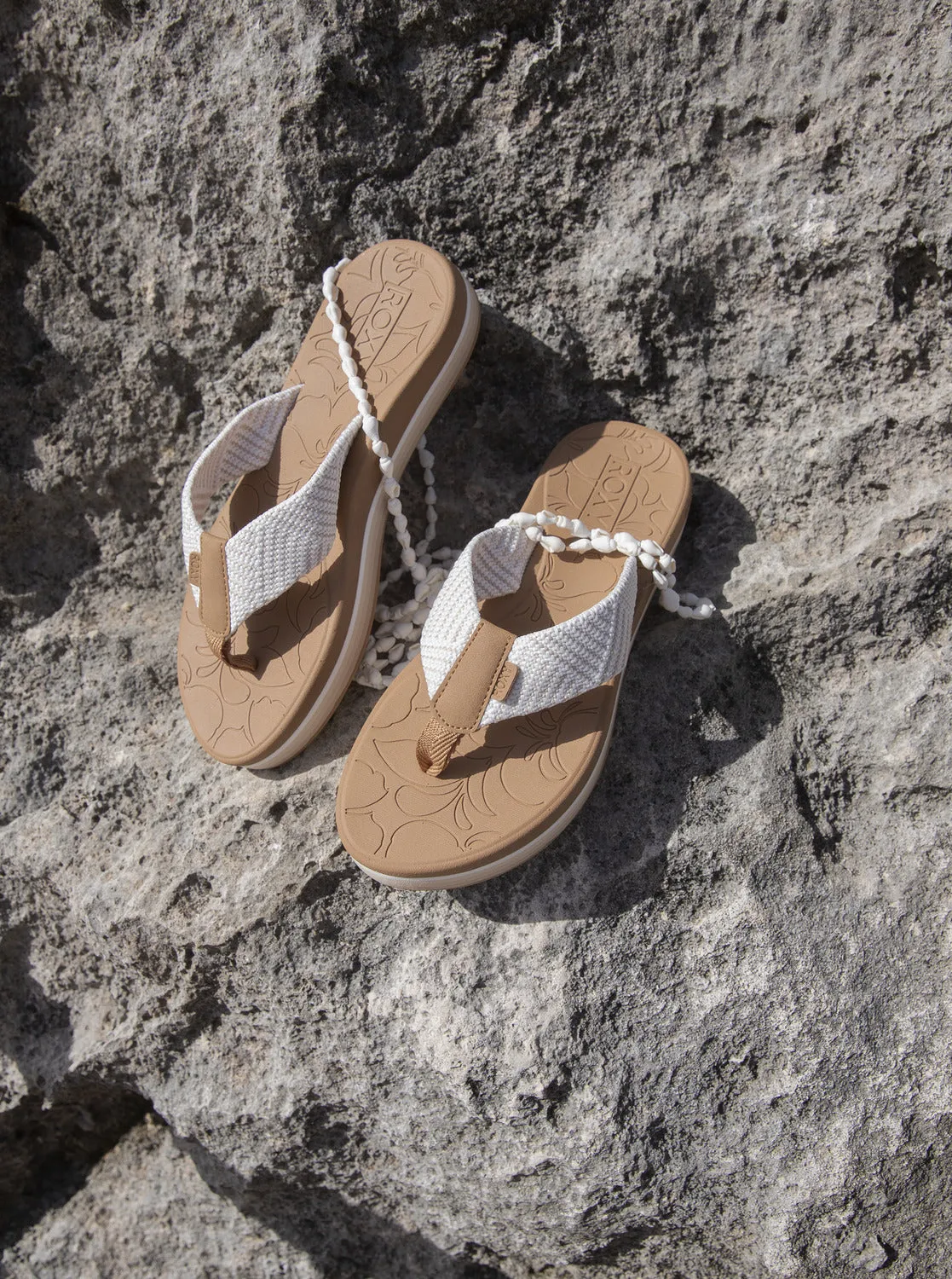 Colbee Hi Sandals - Natural