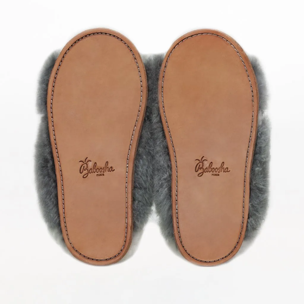 ETHICALLY AND CRUELTY FREE ALPACA FUR SLIPPERS X SLIDER IN GREY/WHITE