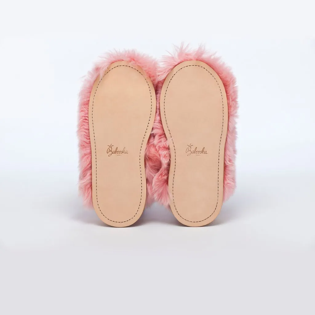 ETHICALLY AND CRUELTY FREE ALPACA SLIPPERS IN PINK