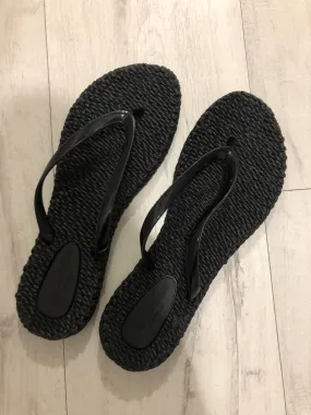 Ilse Jacobsen Flip Flops in Black