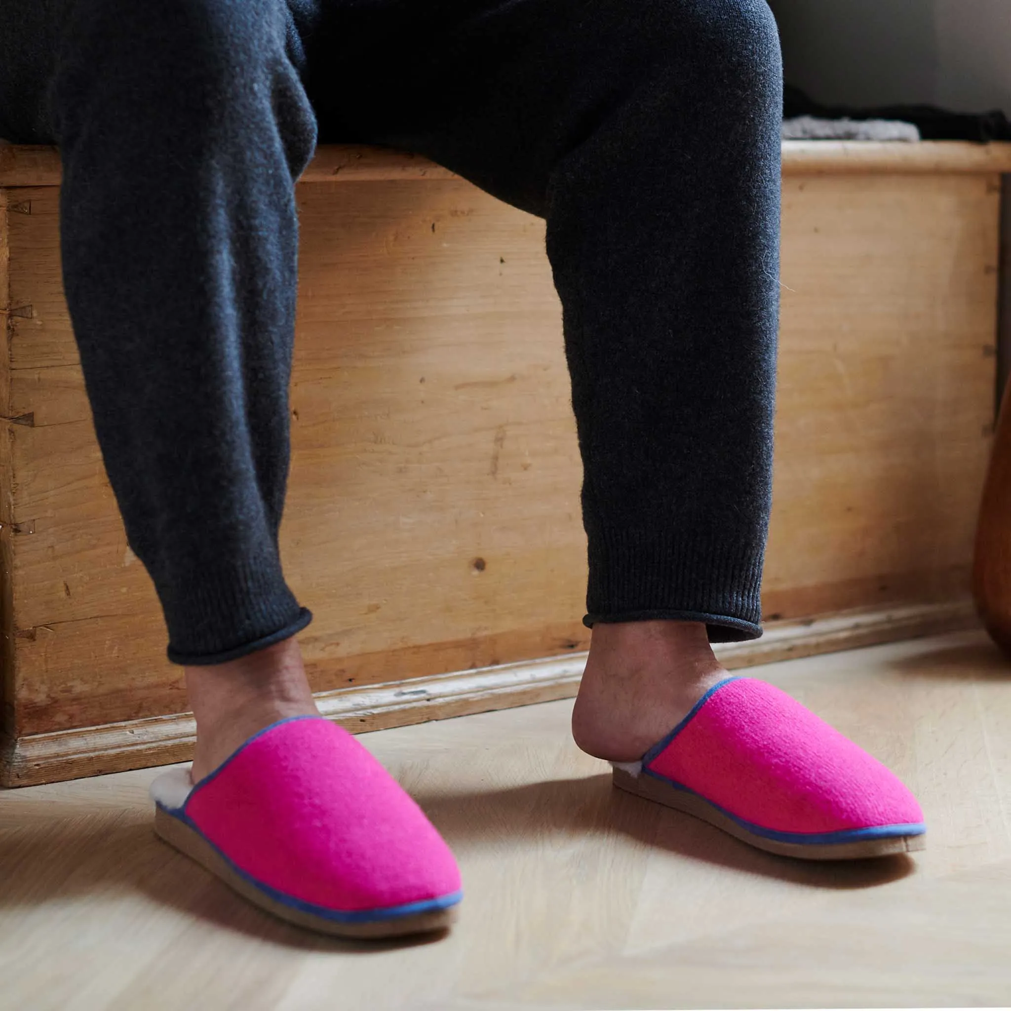 Neon Pink Lambswool & Sheepskin Slippers