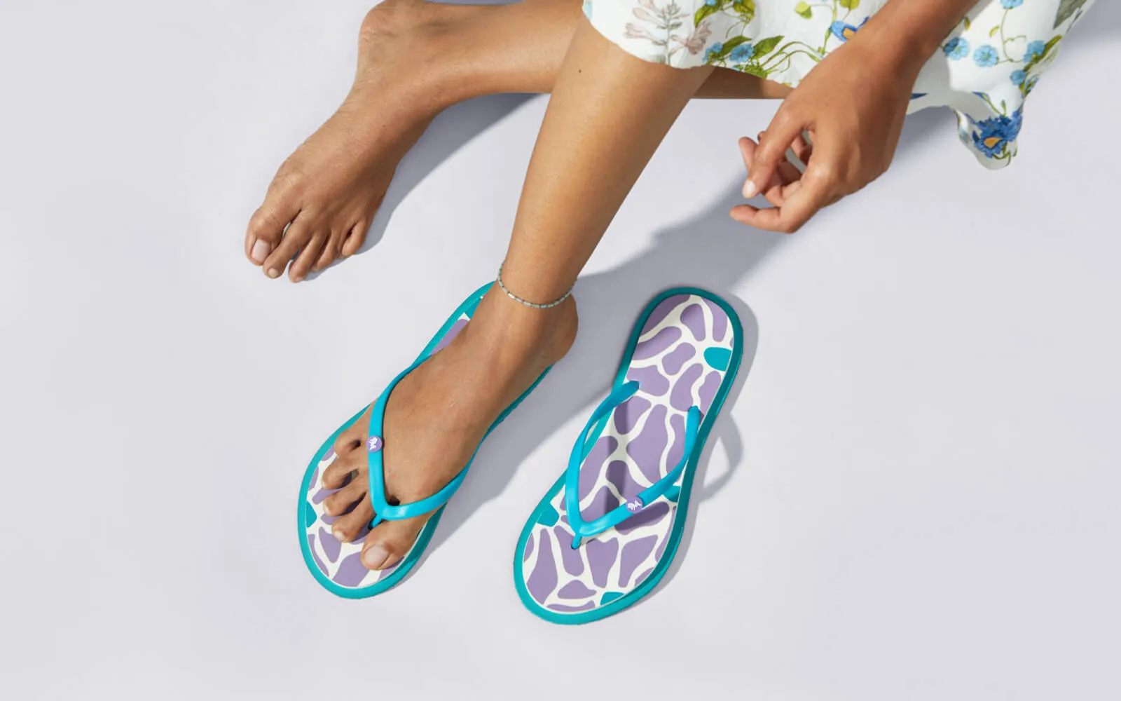 Printed Flip Flops : Lavender