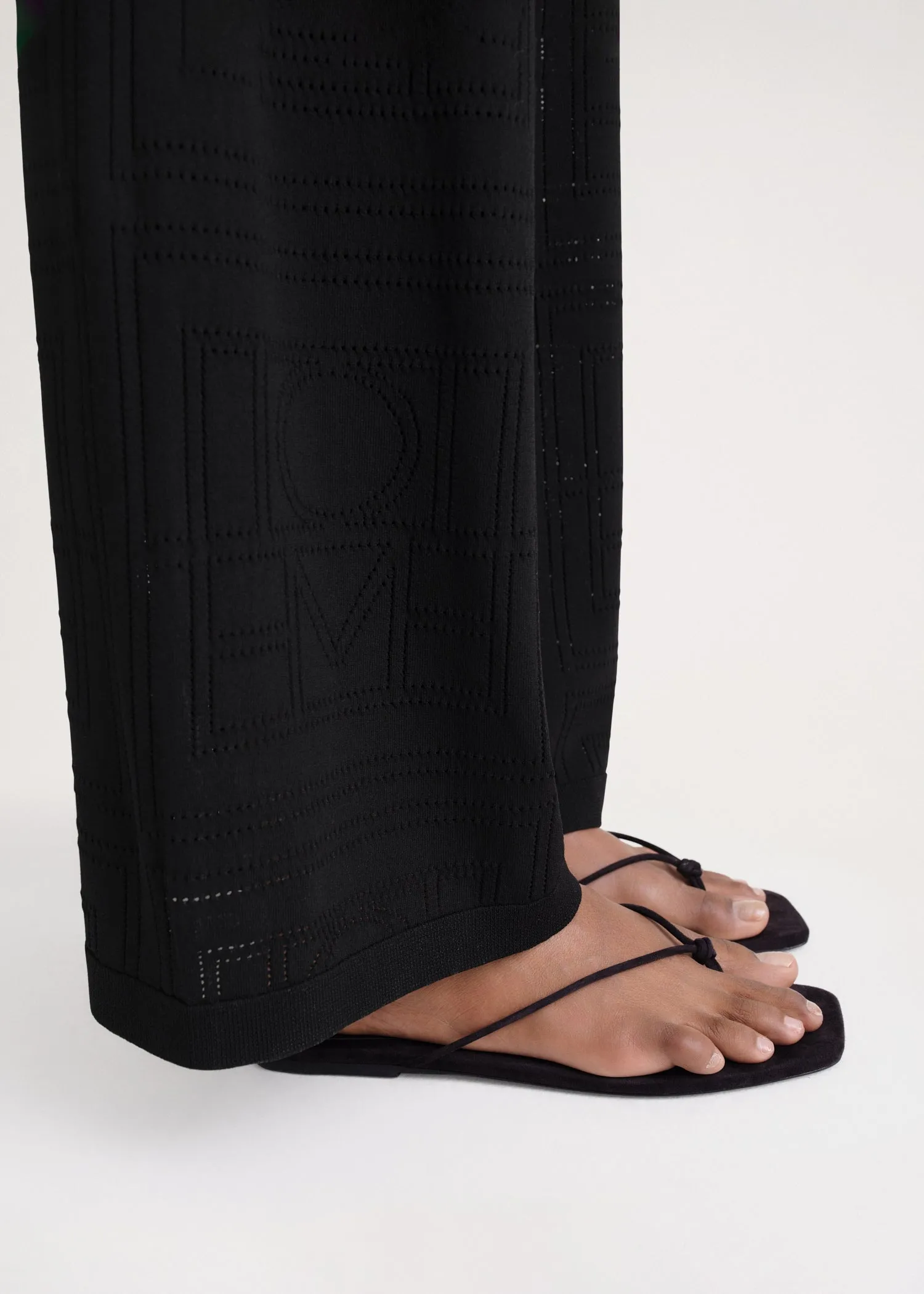 The Knot Flip-Flop Flat black