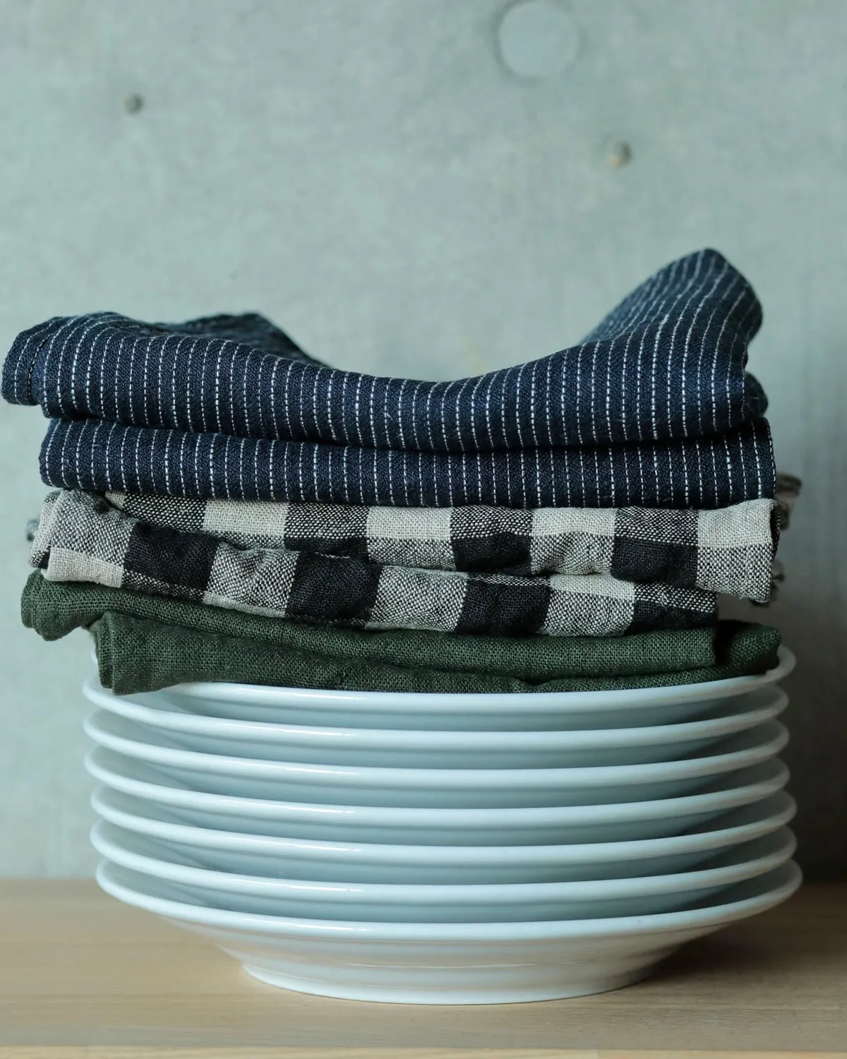 Thick Linen Kitchen Cloth: Navy Pin Stripe