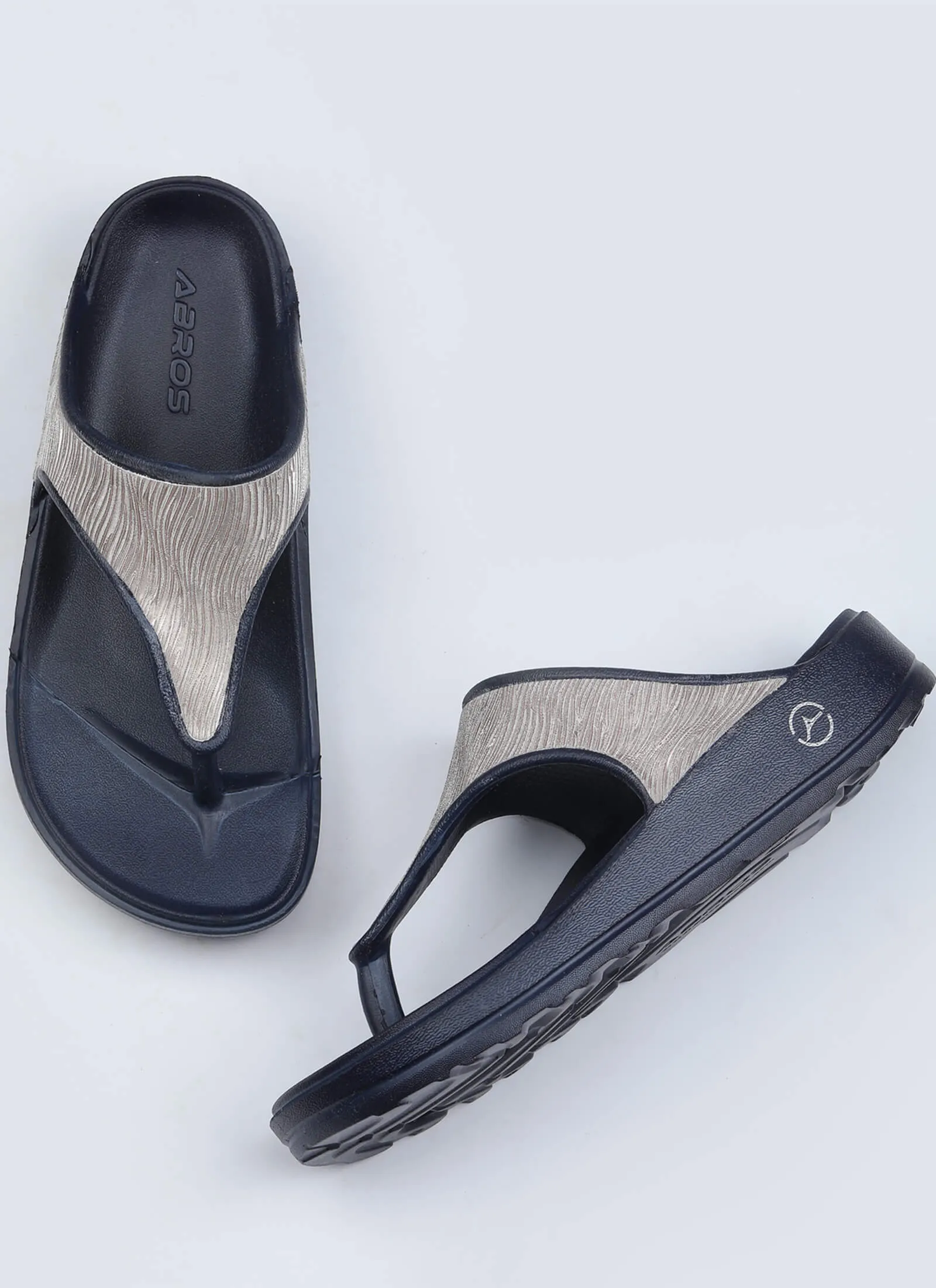 Women's Essential AKZO Slipper - ZVL0601