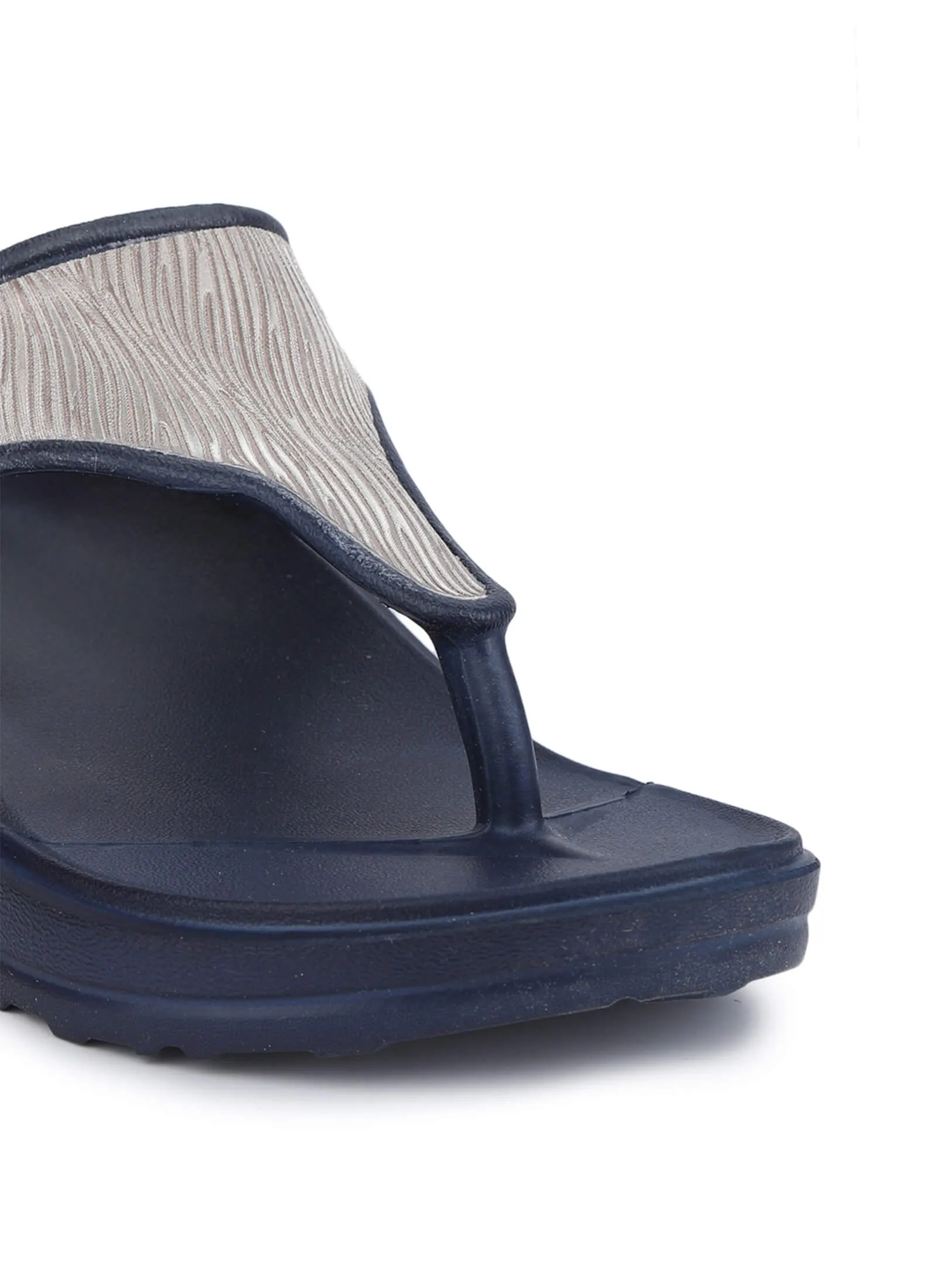 Women's Essential AKZO Slipper - ZVL0601